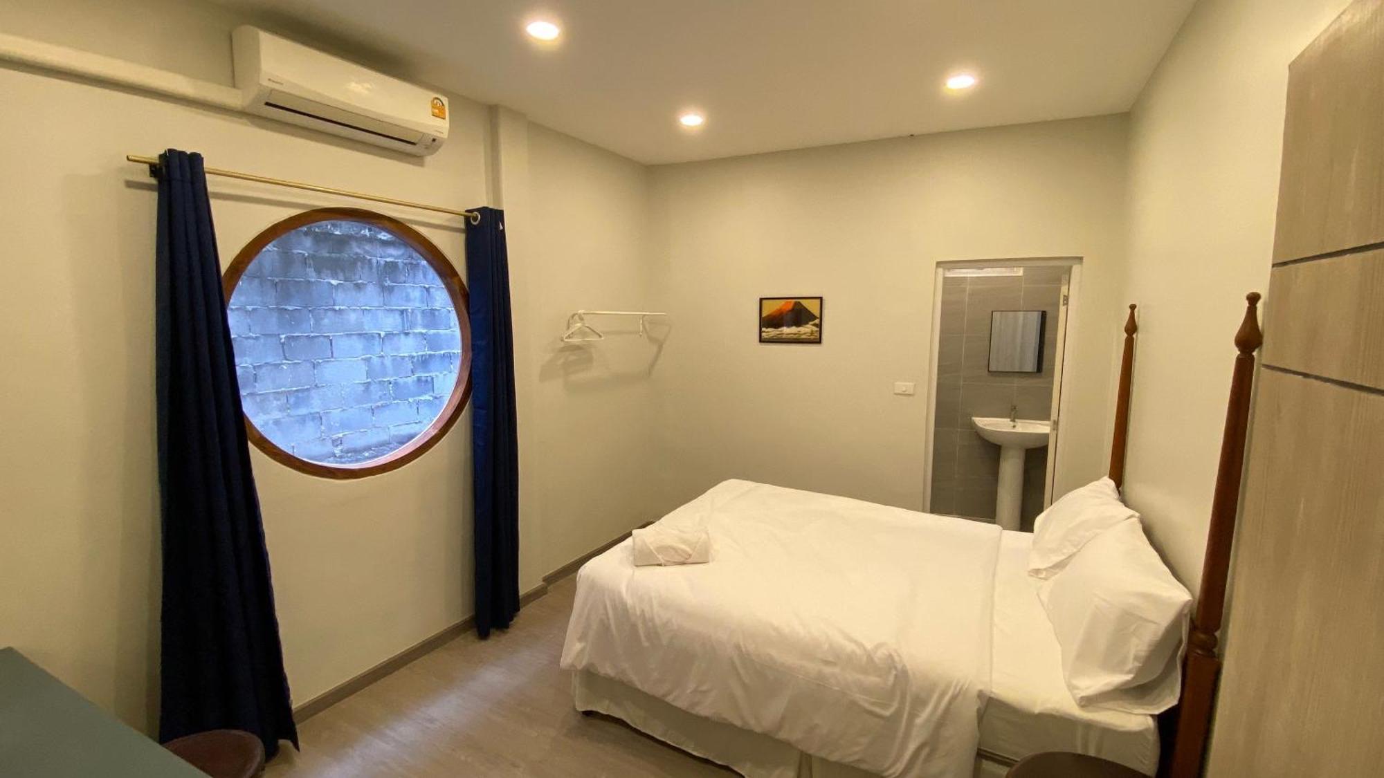Hidden Dragon X Yaowarat Road Apartment Bangkok Exterior photo